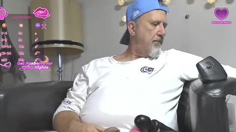 Marc online show from November 18, 2025, 9:52 pm