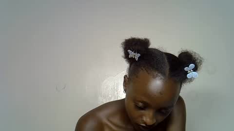 peachy_ebony online show from December 14, 2025, 3:17 pm