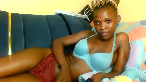 peachie online show from September 11, 2025, 10:04 am