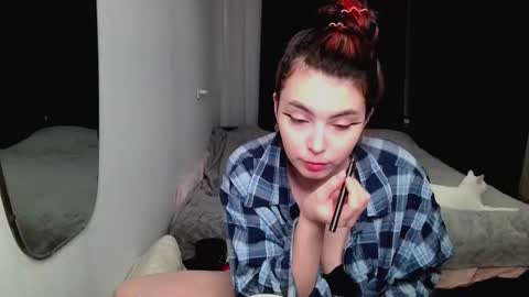 Snapshot of peachybabe__ chatting on January 6, 2025, 6:10 pm Peachy online show from January 6, 2025, 6:10 pm