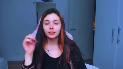 Snapshot of peachybabe__ chatting on January 25, 2025, 10:50 pm Peachy online show from January 25, 2025, 10:50 pm