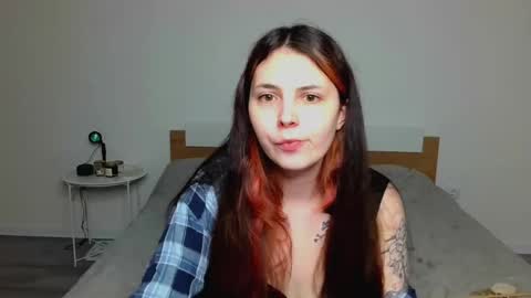 Snapshot of peachybabe__ chatting on January 31, 2025, 8:33 pm Peachy online show from January 31, 2025, 8:33 pm