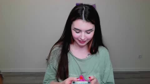 Snapshot of peachybabe__ chatting on February 26, 2025, 1:32 am Peachy online show from February 26, 2025, 1:32 am