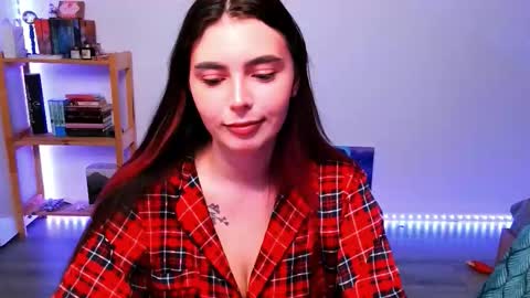 Snapshot of peachybabe__ chatting on September 28, 2025, 4:45 pm Peachy online show from September 28, 2025, 4:45 pm