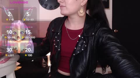 Pearl online show from December 2, 2024, 7:16 pm