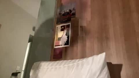 Snapshot of pearlsiren chatting on September 19, 2025, 10:54 pm twink jackson online show from September 19, 2025, 10:54 pm