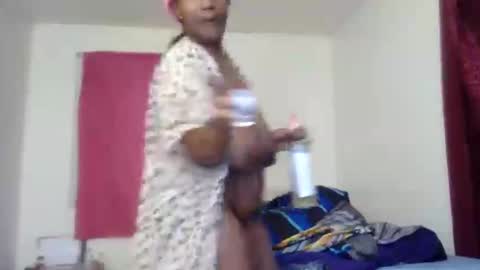 Snapshot of pebblessmith453 chatting on November 23, 2025, 9:42 am pebblessmith453 online show from November 23, 2025, 9:42 am