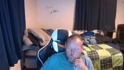 Snapshot of pecker40 chatting on January 5, 2025, 2:06 am pecker40 online show from January 5, 2025, 2:06 am