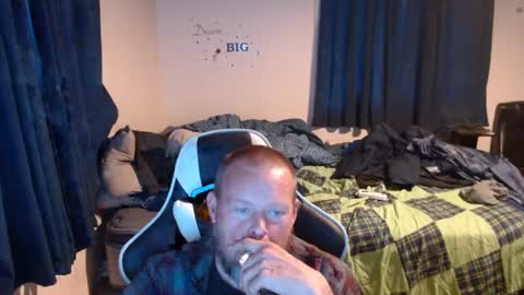 Snapshot of pecker40 chatting on January 7, 2025, 10:08 pm pecker40 online show from January 7, 2025, 10:08 pm