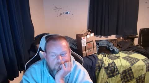 Snapshot of pecker40 chatting on January 12, 2025, 1:32 am pecker40 online show from January 12, 2025, 1:32 am