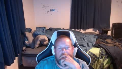 Snapshot of pecker40 chatting on January 27, 2025, 1:16 am pecker40 online show from January 27, 2025, 1:16 am