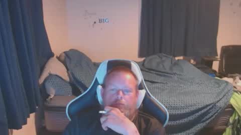 Snapshot of pecker40 chatting on February 6, 2025, 2:00 am pecker40 online show from February 6, 2025, 2:00 am