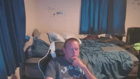 Snapshot of pecker40 chatting on February 15, 2025, 6:55 pm pecker40 online show from February 15, 2025, 6:55 pm