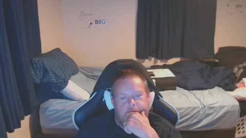 Snapshot of pecker40 chatting on March 4, 2025, 1:01 am pecker40 online show from March 4, 2025, 1:01 am