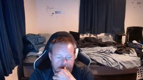 Snapshot of pecker40 chatting on March 7, 2025, 3:19 am pecker40 online show from March 7, 2025, 3:19 am