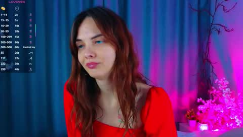 LisaDrako online show from October 3, 2025, 7:22 pm