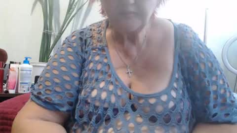 Snapshot of peggysoft chatting on September 24, 2025, 5:00 am PeggySoft online show from September 24, 2025, 5:00 am