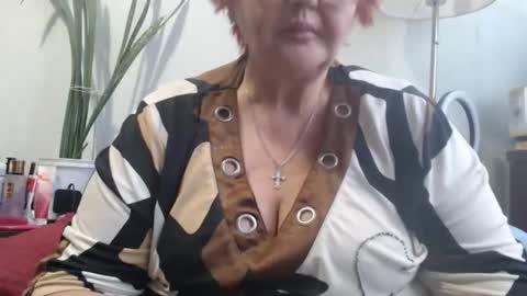 Snapshot of peggysoft chatting on October 16, 2025, 11:00 am PeggySoft online show from October 16, 2025, 11:00 am