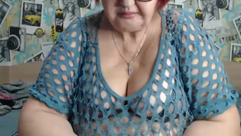 Snapshot of peggysoft chatting on December 2, 2025, 5:30 pm PeggySoft online show from December 2, 2025, 5:30 pm