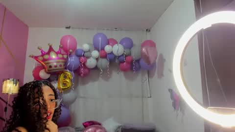 peneelopeecute online show from December 14, 2024, 1:39 am