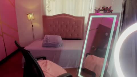 peneelopeecute online show from March 9, 2025, 9:03 pm