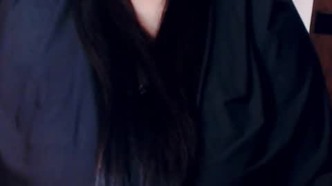 Snapshot of penelope_moretti chatting on September 21, 2025, 7:59 pm Penelope online show from September 21, 2025, 7:59 pm