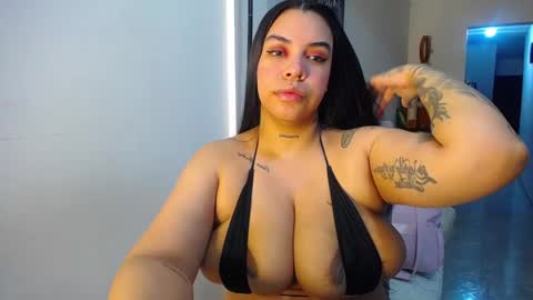 Snapshot of pennyomelons chatting on October 13, 2025, 11:21 am My onlyfans   online show from October 13, 2025, 11:21 am