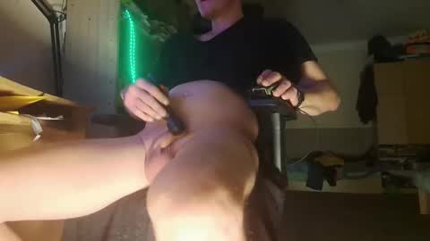 pepepe295 online show from November 9, 2025, 11:47 pm