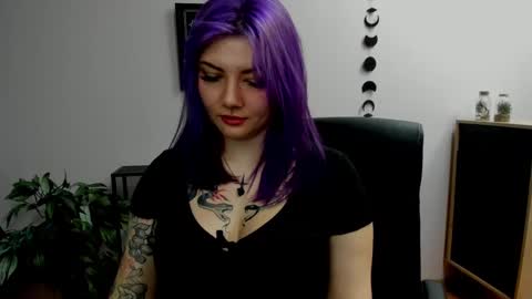 Snapshot of perfect_gabbie chatting on December 15, 2024, 11:23 am Gabbie online show from December 15, 2024, 11:23 am