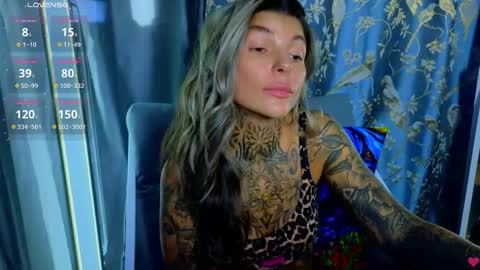 Snapshot of perfecttbaby77n chatting on November 10, 2025, 10:47 am Anna online show from November 10, 2025, 10:47 am