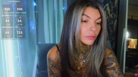 Snapshot of perfecttbaby77n chatting on November 17, 2025, 7:36 am Anna online show from November 17, 2025, 7:36 am