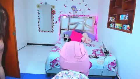 PERLA online show from October 16, 2025, 8:15 am