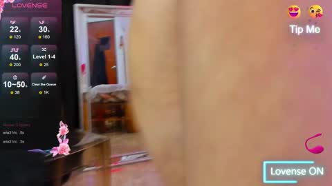 Snapshot of perlafranco chatting on November 19, 2025, 2:11 am Perla Franco online show from November 19, 2025, 2:11 am