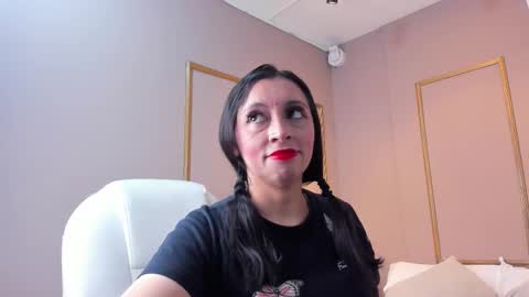 Snapshot of perlapreciosa chatting on November 2, 2025, 4:04 am PerlaPreciosa online show from November 2, 2025, 4:04 am