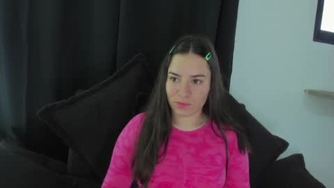 Marie online show from December 17, 2024, 11:49 am