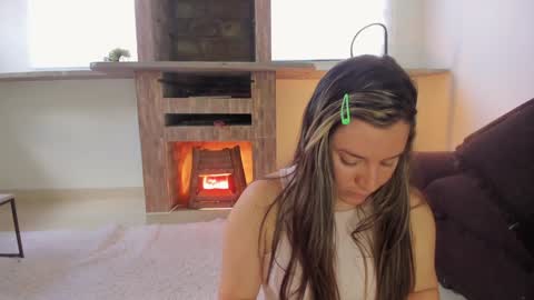 Marie online show from January 13, 2025, 2:42 pm