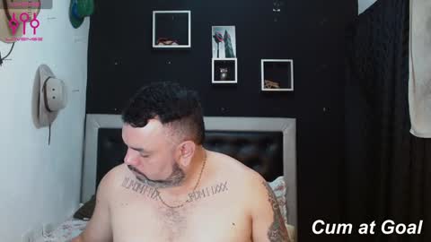 Snapshot of perverseveteranmanxxx chatting on January 16, 2025, 10:44 pm Carlos online show from January 16, 2025, 10:44 pm