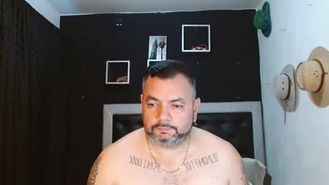 Snapshot of perverseveteranmanxxx chatting on January 22, 2025, 6:52 pm Carlos online show from January 22, 2025, 6:52 pm