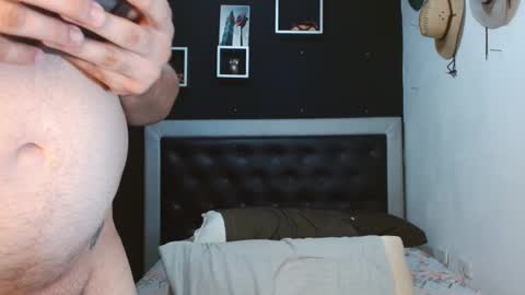 Snapshot of perverseveteranmanxxx chatting on February 8, 2025, 9:57 pm Carlos online show from February 8, 2025, 9:57 pm