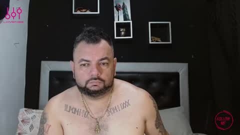 Snapshot of perverseveteranmanxxx chatting on March 10, 2025, 1:32 pm Carlos online show from March 10, 2025, 1:32 pm