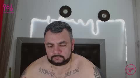 Snapshot of perverseveteranmanxxx chatting on September 15, 2025, 7:03 pm Carlos online show from September 15, 2025, 7:03 pm