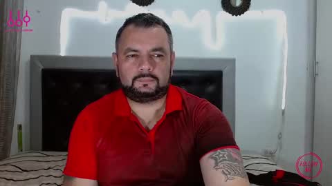 Snapshot of perverseveteranmanxxx chatting on September 17, 2025, 6:26 am Carlos online show from September 17, 2025, 6:26 am