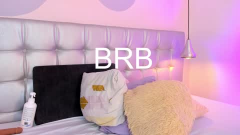 Snapshot of pervert_lizza chatting on January 31, 2025, 2:49 pm Lizza online show from January 31, 2025, 2:49 pm