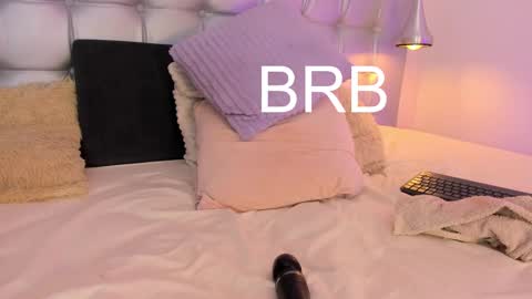 Snapshot of pervert_lizza chatting on February 21, 2025, 2:48 pm Lizza online show from February 21, 2025, 2:48 pm