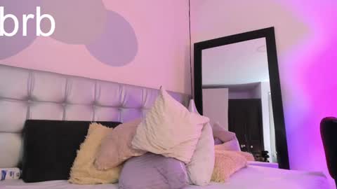 Snapshot of pervert_lizza chatting on February 26, 2025, 2:36 pm Lizza online show from February 26, 2025, 2:36 pm