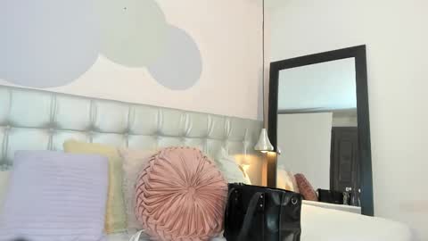 Snapshot of pervert_lizza chatting on March 1, 2025, 11:39 am Lizza online show from March 1, 2025, 11:39 am