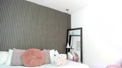 Snapshot of pervert_lizza chatting on September 28, 2025, 12:10 pm Lizza online show from September 28, 2025, 12:10 pm