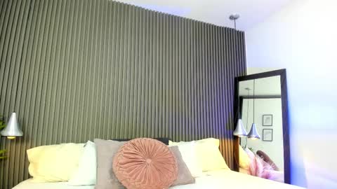 Snapshot of pervert_lizza chatting on October 2, 2025, 11:28 am Lizza online show from October 2, 2025, 11:28 am