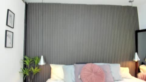 Snapshot of pervert_lizza chatting on December 3, 2025, 11:19 am Lizza online show from December 3, 2025, 11:19 am