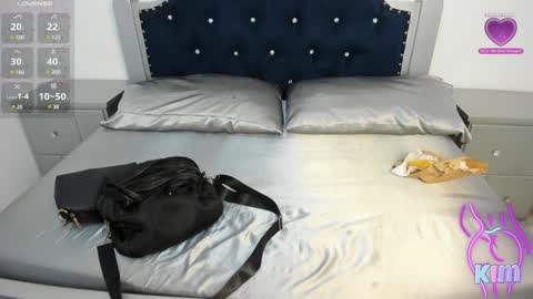 Snapshot of pervert_pantyhose chatting on December 2, 2024, 11:12 am Kimberly online show from December 2, 2024, 11:12 am